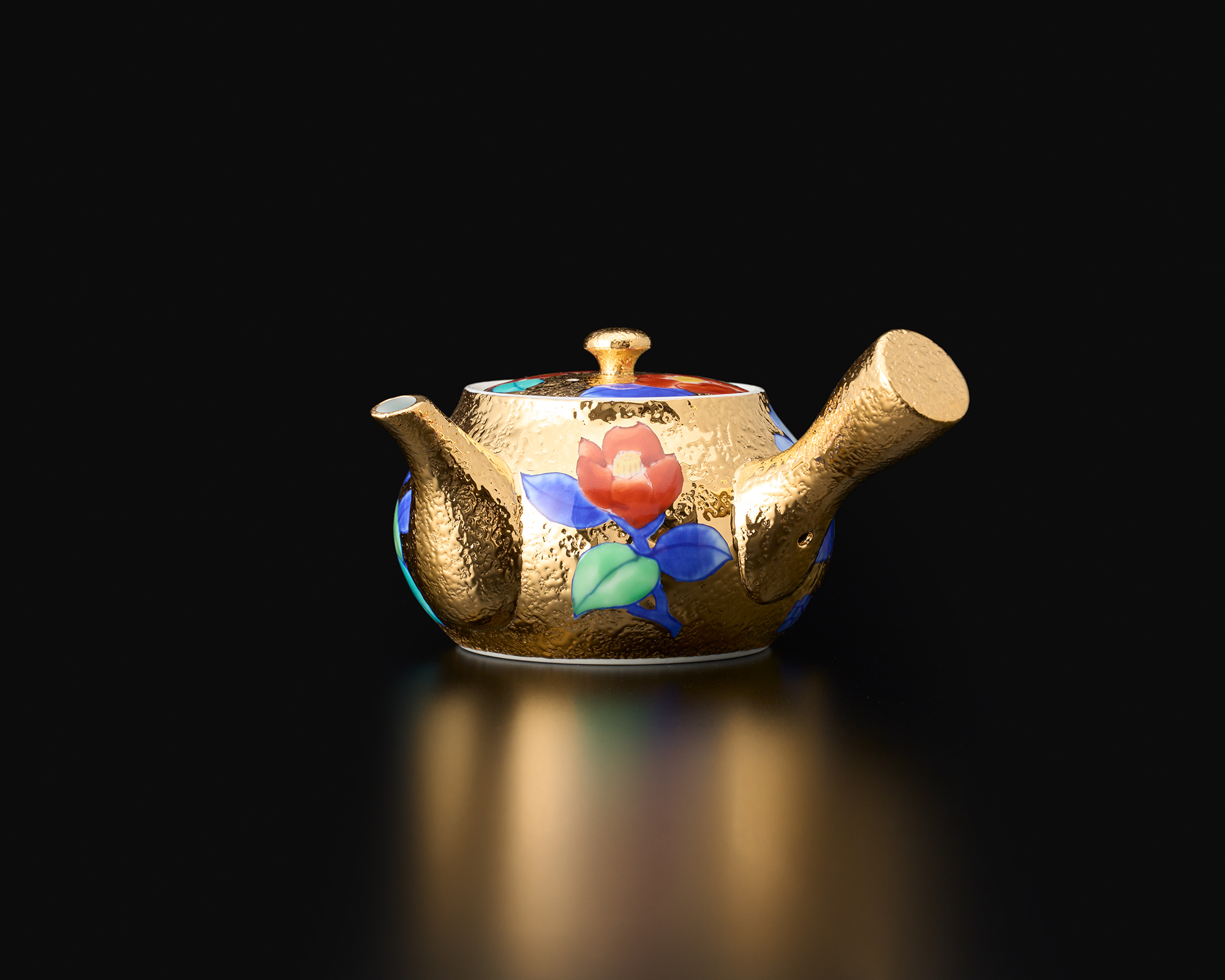金彩椿絵 急須・煎茶 | 金龍窯 -有田焼工芸美術品窯元-